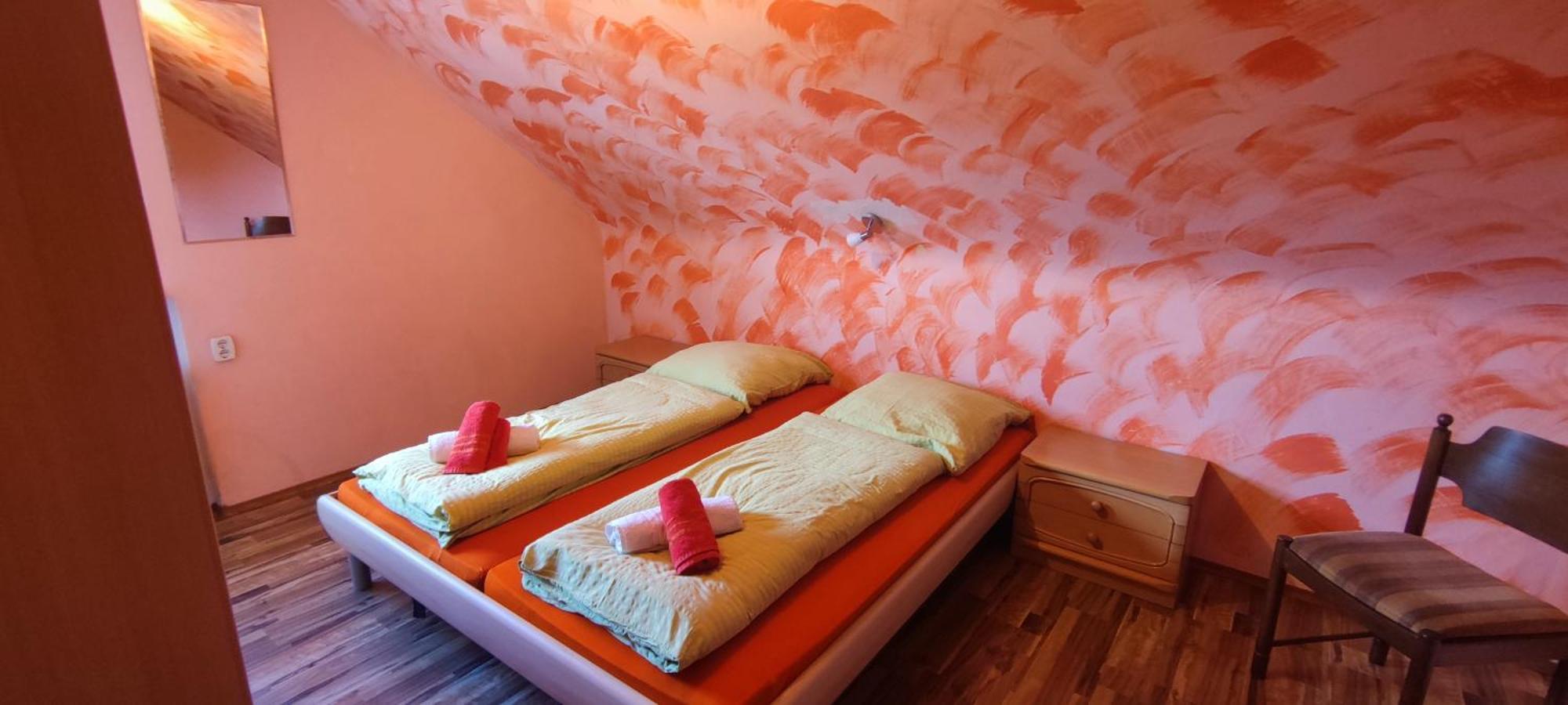 Alb Rooms, Zimmer Auf Der Schwaebischen Alb Oberlenningen Bagian luar foto