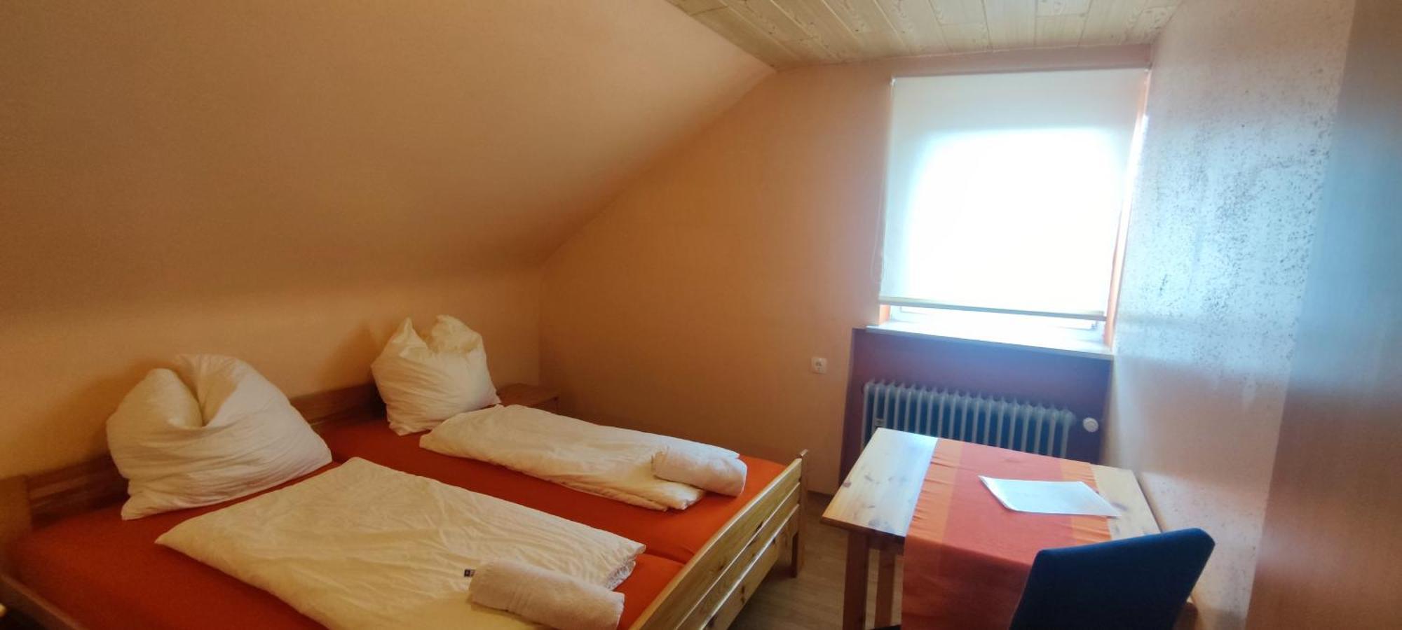 Alb Rooms, Zimmer Auf Der Schwaebischen Alb Oberlenningen Bagian luar foto