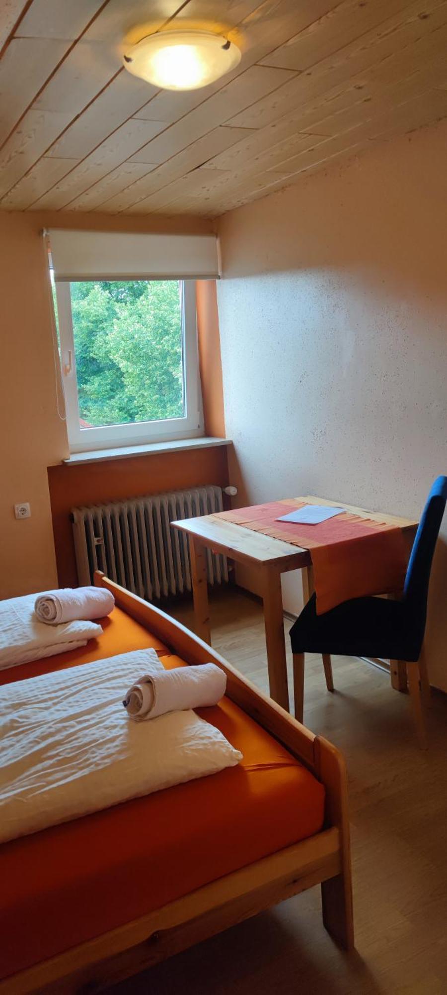 Alb Rooms, Zimmer Auf Der Schwaebischen Alb Oberlenningen Bagian luar foto